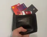 Portfel z kartami: Revolut, Mastercard, Pekao, Bank Polski. Michał Krol. Korzystanie z cudzej karty płatniczej za zgodą.