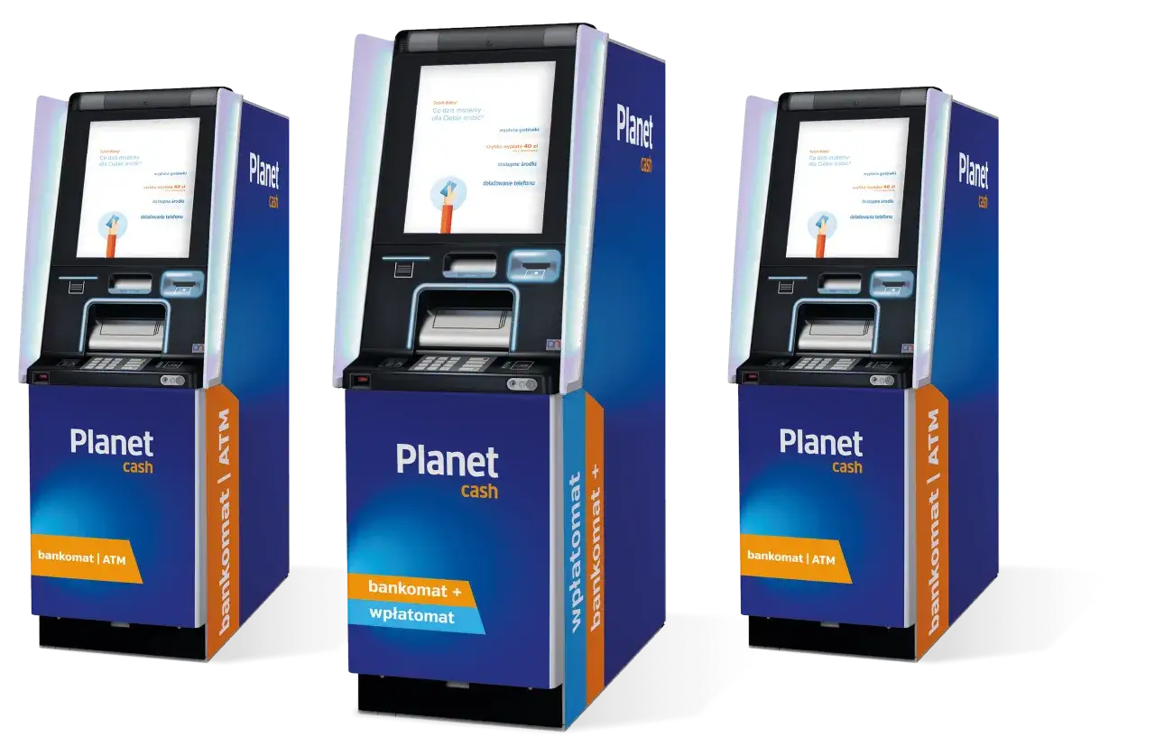Trzy wpłatomaty Planet Cash. Jeden z nich oferuje szybką wypłatę gotówki bez karty, a także doładowanie telefonu.