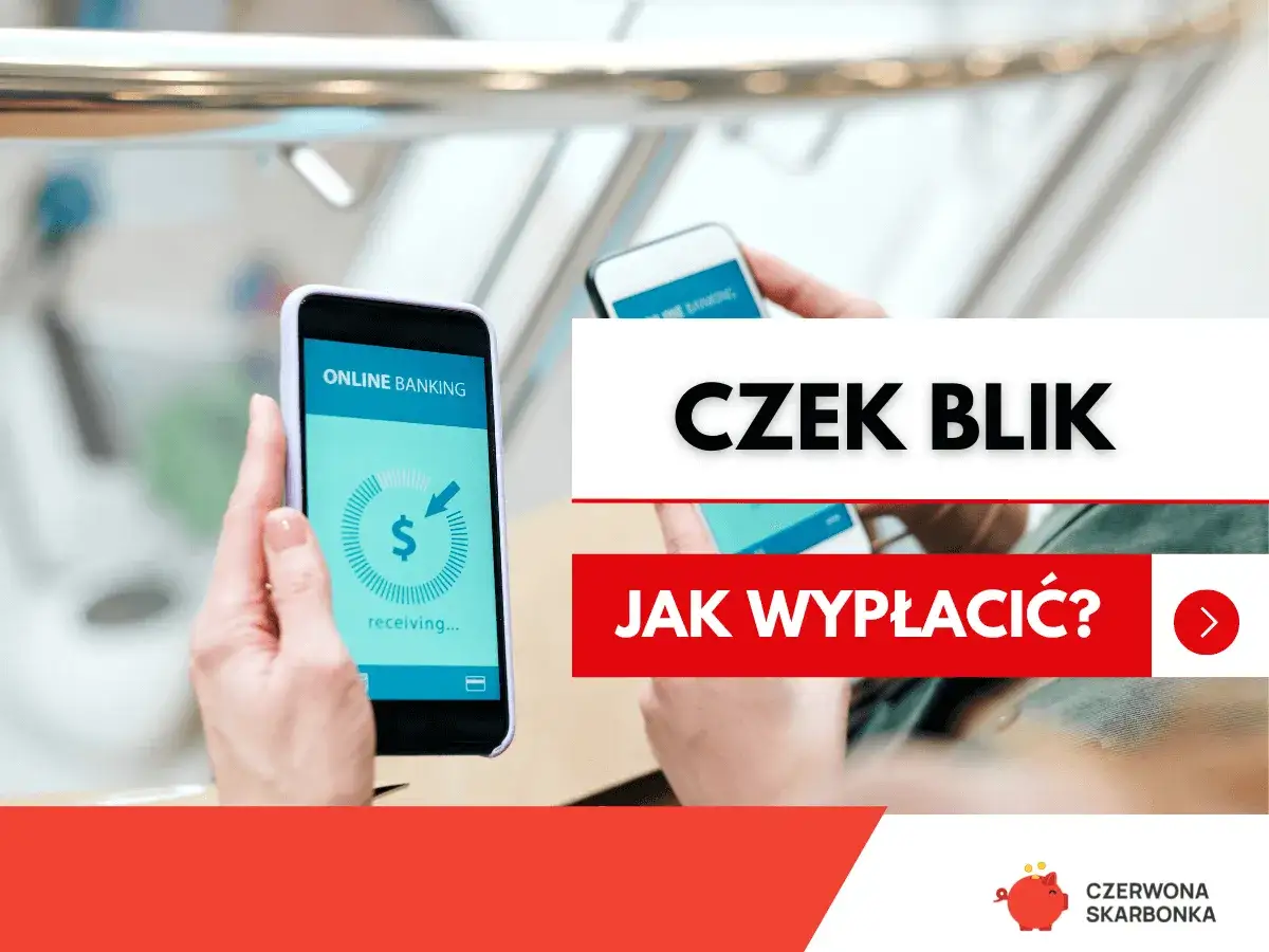 Osoba trzyma telefon z aplikacją bankową, na ekranie widnieje napis